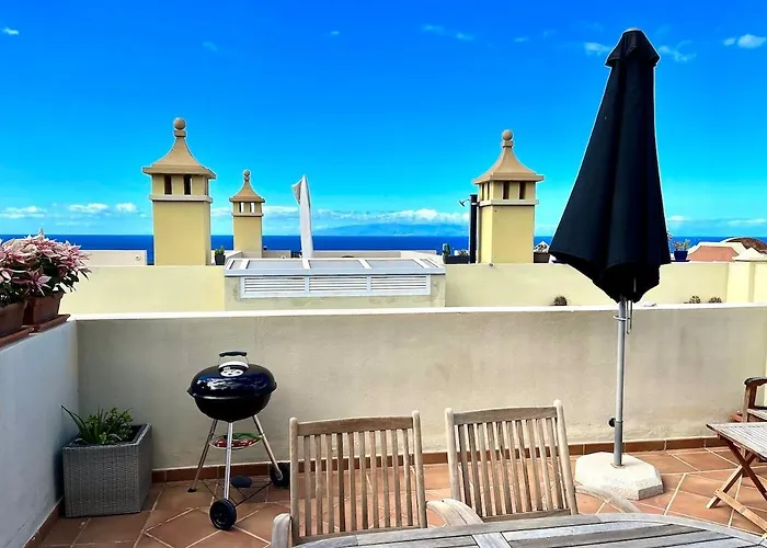 In With Panoramic Views Apartment *