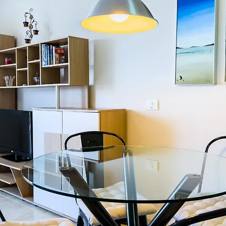 In With Panoramic Views * بالم مار