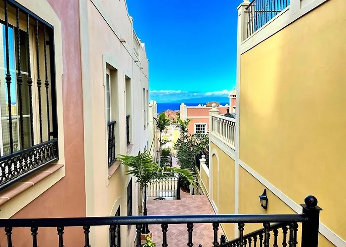 In With Panoramic Views Apartment