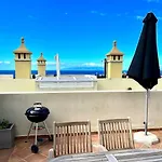 In With Panoramic Views 아파트 *