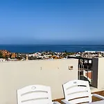아파트 In With Panoramic Views